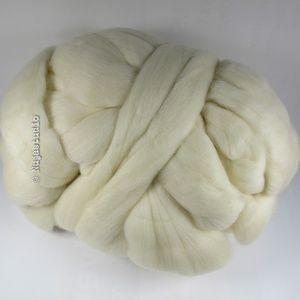 Polwarth Wool Top Roving Spinner Fiber Ecru 16 oz